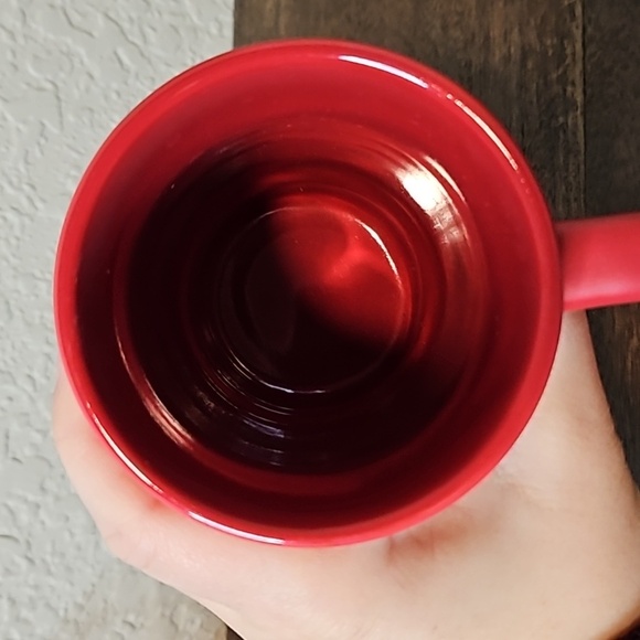 Great American Products- Detriot Red Wings 18oz Coffee Mug - Picture 5 of 5